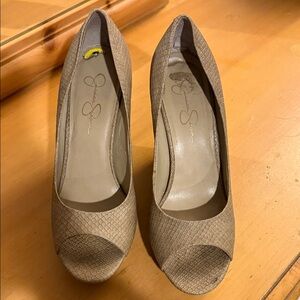 Jessica Simpson Textured Tan Peep-Toe Heels